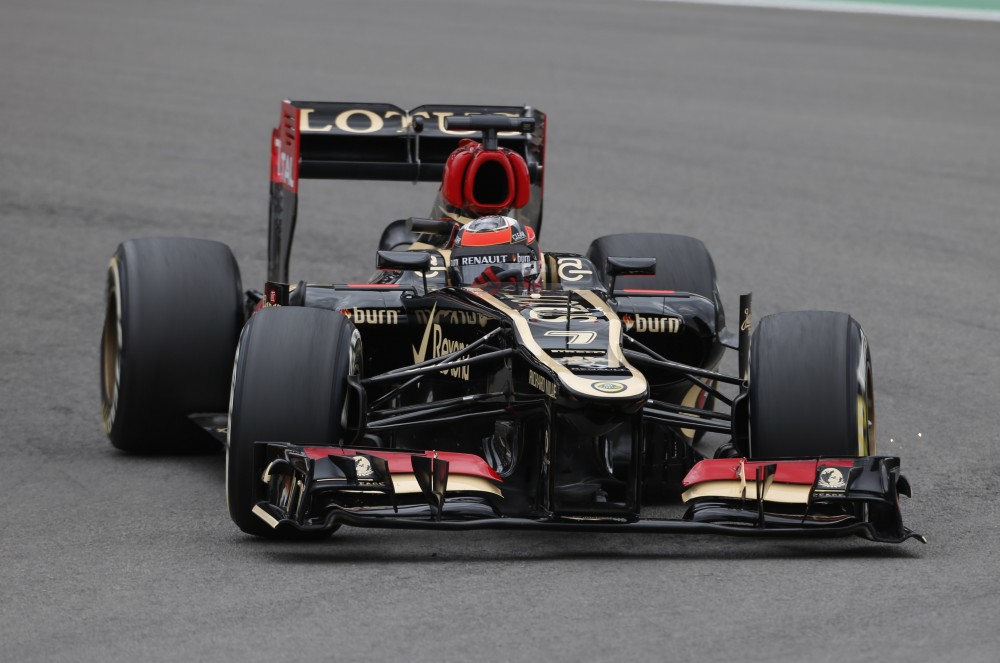 „Lotus“: pergalę kainavo saugos automobilis ir L. Hamiltonas, ne sustojimas