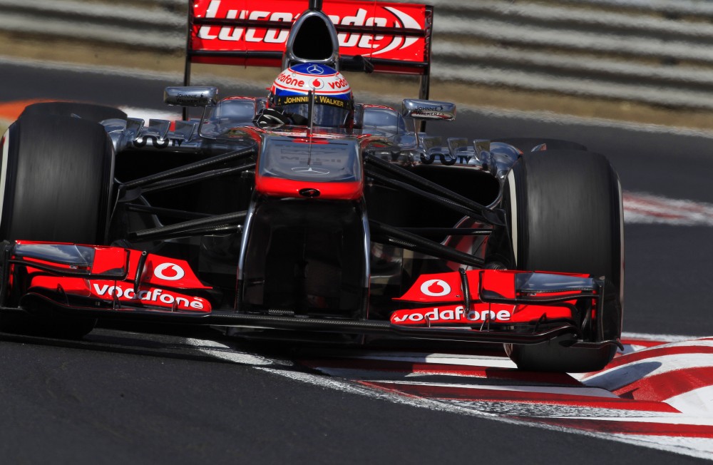 J. Buttonas dėl incidento kaltina R. Grosjeaną
