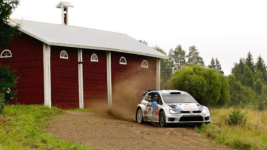 WRC. Suomijos ralyje į priekį įsiveržė S. Ogier
