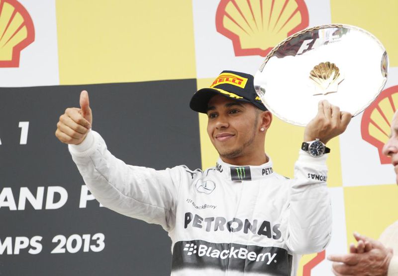 L. Hamiltonas: „Mercedes“ aerodinamika greitose trasose neprilygsta varžovams
