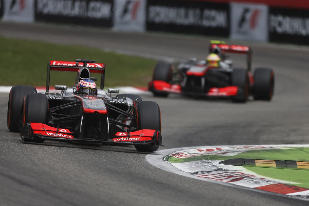 „McLaren“ tikslas - pelnyti taškų likusiose lenktynėse