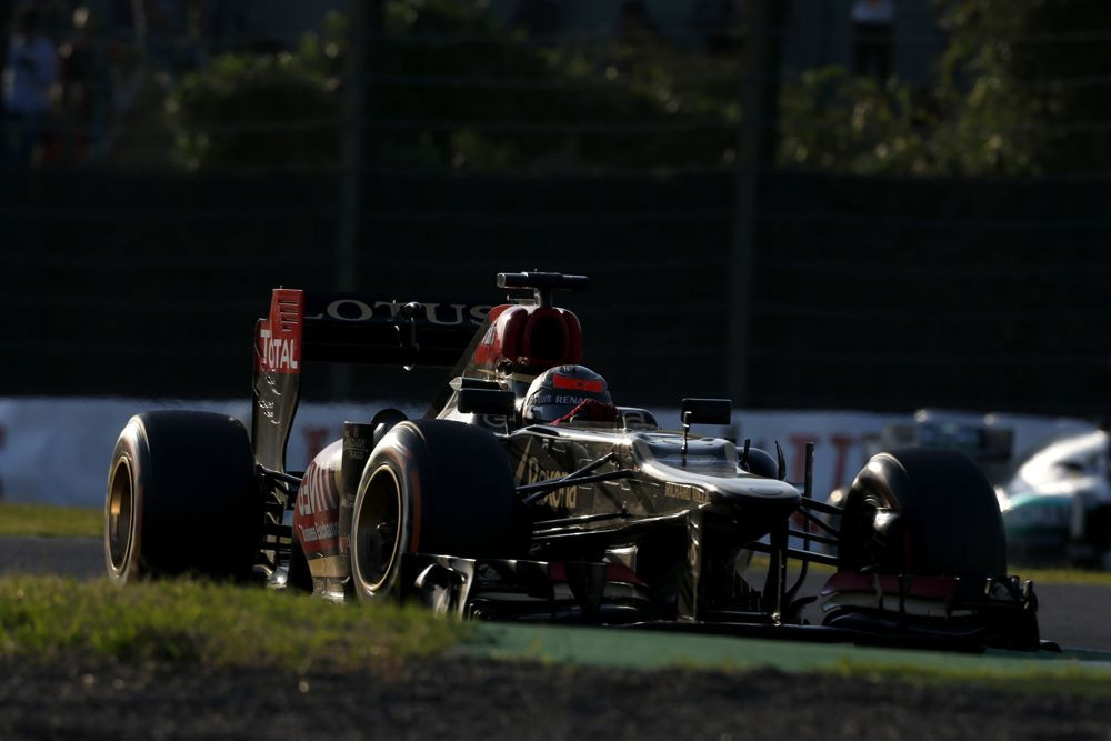 „Lotus“ nusiteikusi pavyti „Mercedes“ ir „Ferrari“
