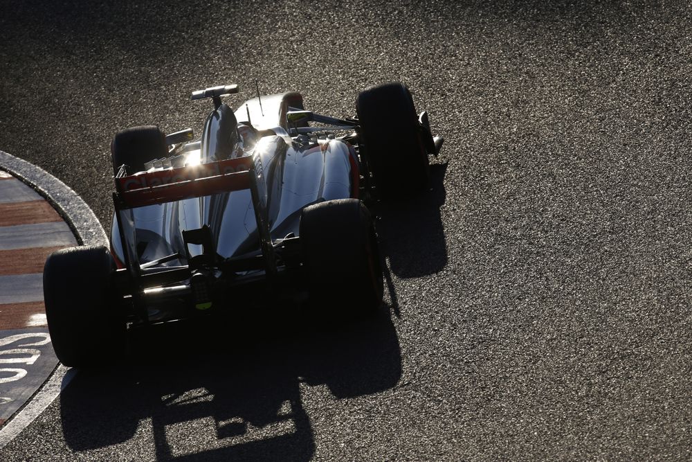 „McLaren“ bolidas įveikė visus avarijos testus