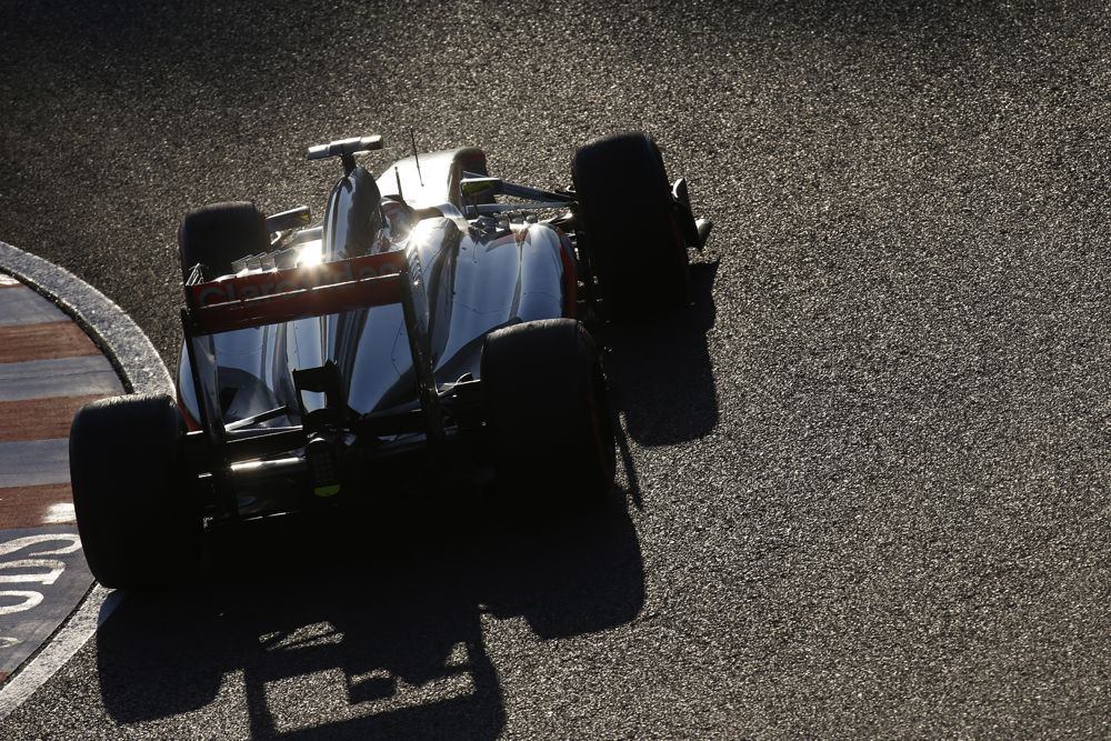 „McLaren“ bolidas įveikė visus avarijos testus