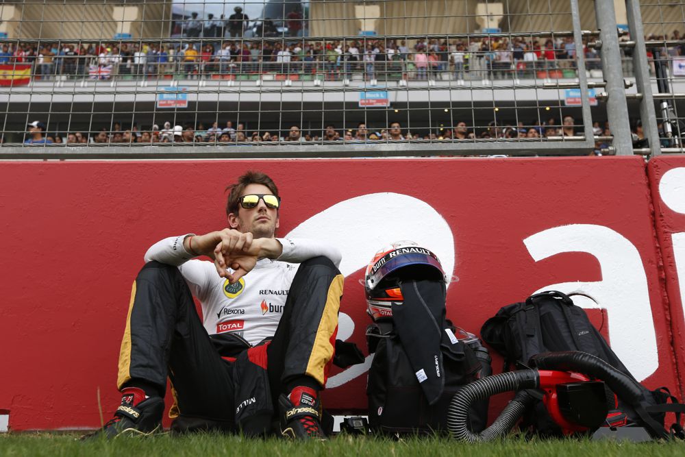 Finišo nepasiekęs R. Grosjeanas: nežinau, ar lenktyniausiu 2014 m.