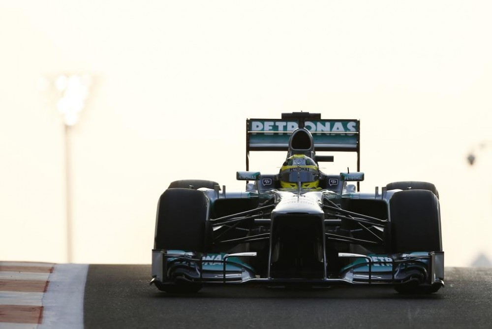 N. Rosbergas: „Red Bull“ bus neįveikiami