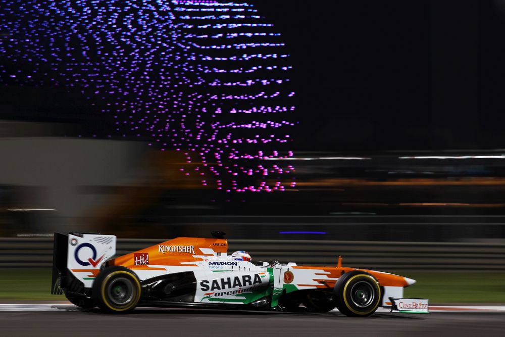„Force India“ neatsisako minčių įveikti „McLaren“