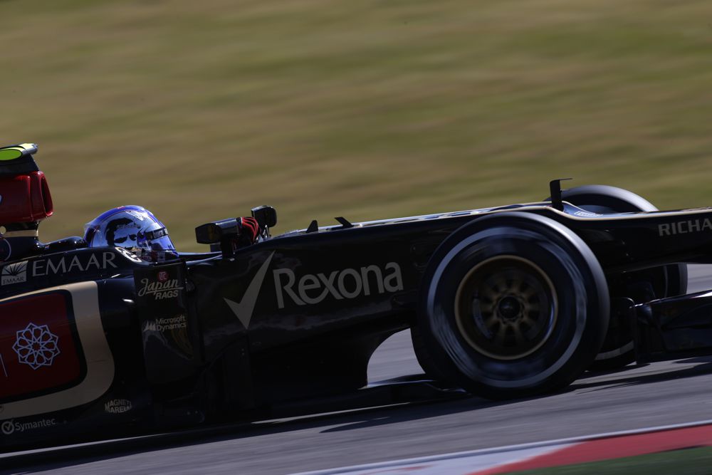 R. Grosjeanas: lenktynėse kovoti su „Red Bull“ bus sunku
