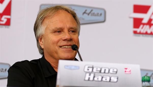 G. Haaso komandai leista startuoti F-1 nuo 2015 m.