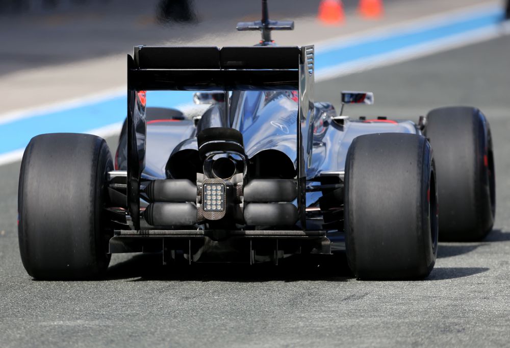 Komandas sudomino galinė „McLaren“ bolido dalis