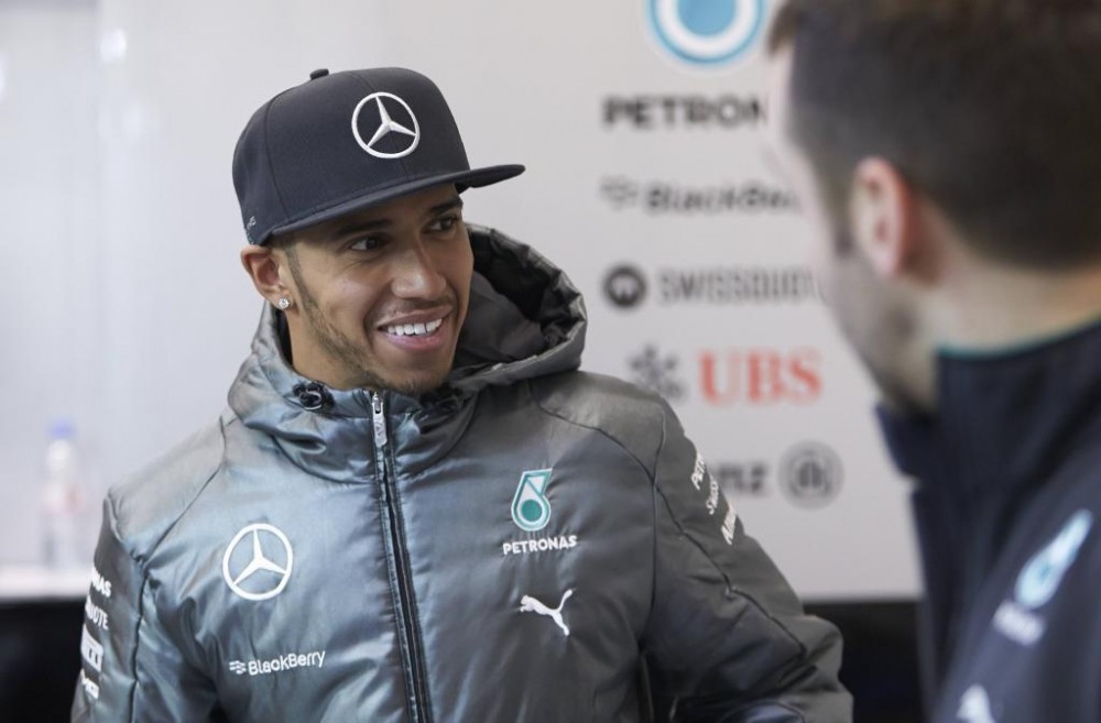 L. Hamiltonas: „Red Bull“ turi puikų bolidą