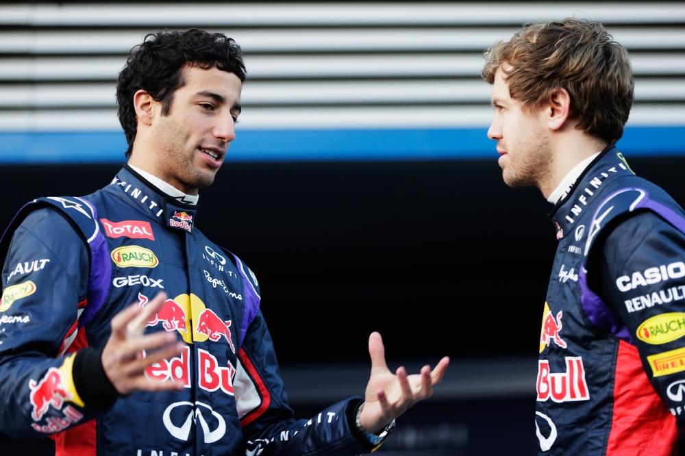 S. Vettelis neketina padėti D. Ricciardo