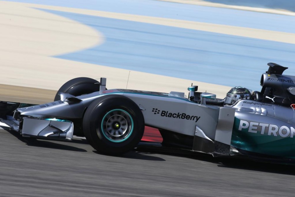Bandymų dienai įpusėjus, Bahreine greičiausias N. Rosbergas