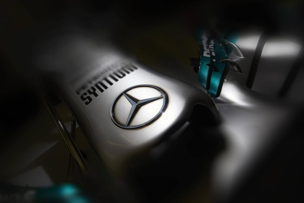 „Mercedes“ sėkmės paslaptis - į dvi dalis padalinta turbina?