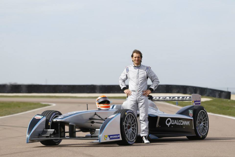 J. Trulli išmėgino „Formulės-E“ bolidą