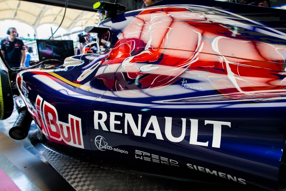„Renault“: variklio garso pakeisti negalime 