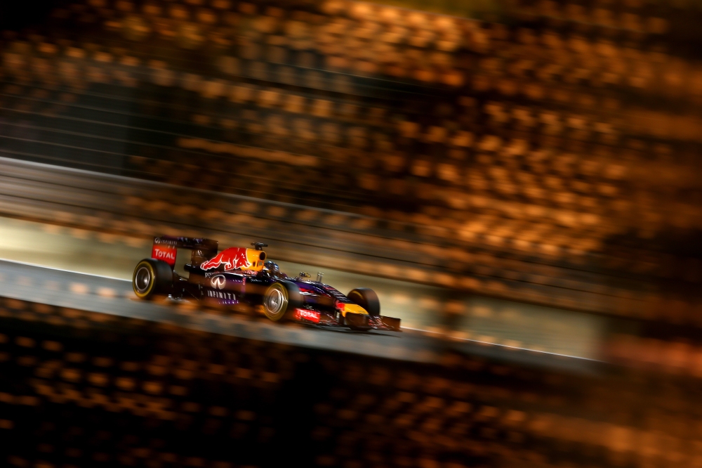 S. Vettelio dėmesį patraukė „McLaren“ ir „Williams“ ekipų greitis