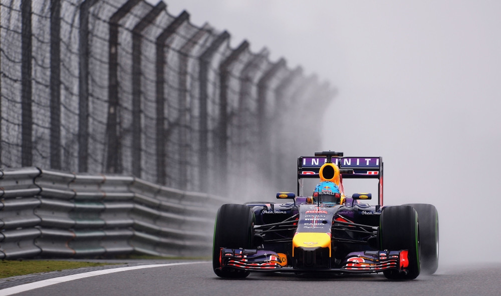 S. Vettelis giria D. Ricciardo: jis puikiai atlieka savo darbą