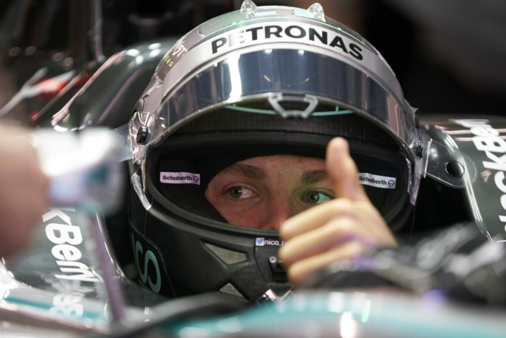 N. Rosbergas sėkmingai sprendžia starto ir stabdymo problemas