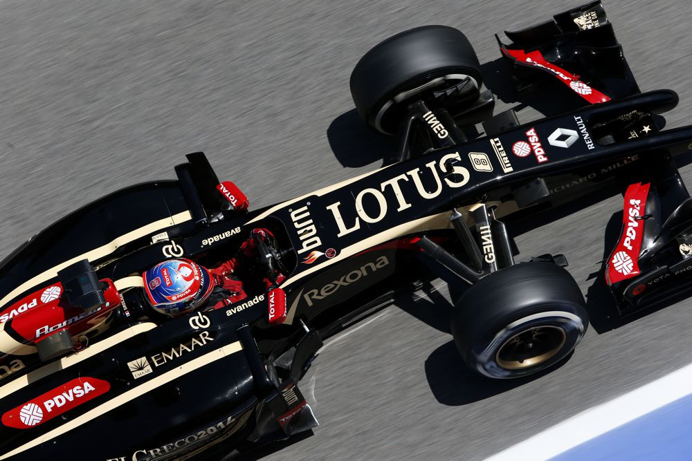 „Lotus“ nusitaikė įveikti „Ferrari“