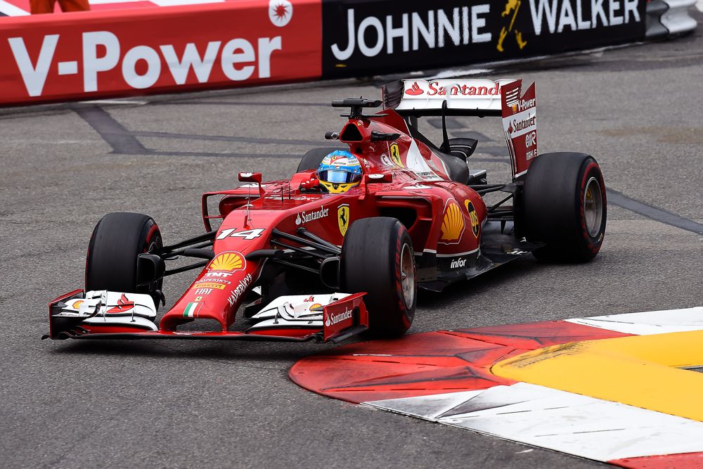F. Alonso Monake tikisi kovoti su „Red Bull“