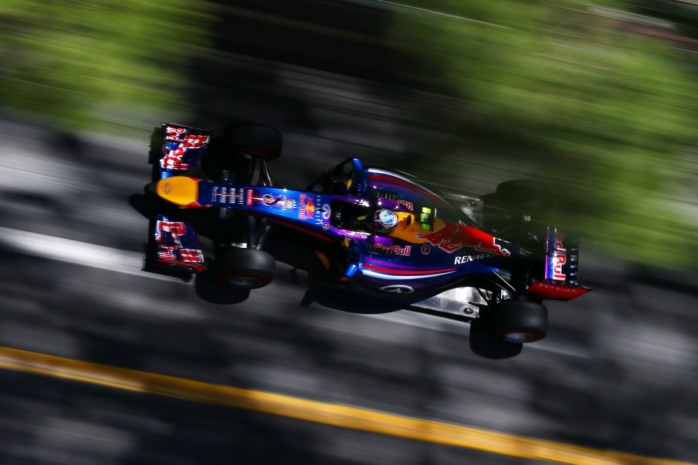 D. Ricciardo džiaugiasi vėl užlipęs ant podiumo