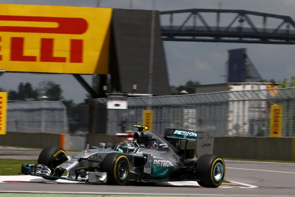 N. Rosbergas ieškos būdų kaip įveikti L. Hamiltoną