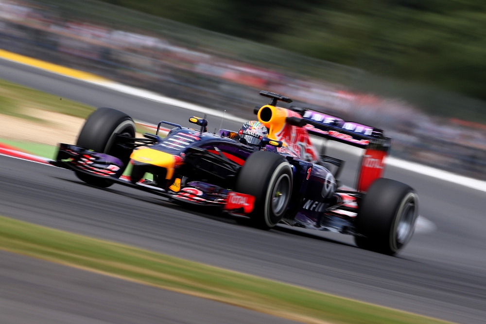 S. Vettelis: F. Alonso mėgsta skųstis