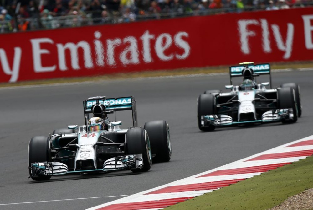F. Massa ragina bausti „Mercedes“ pilotus