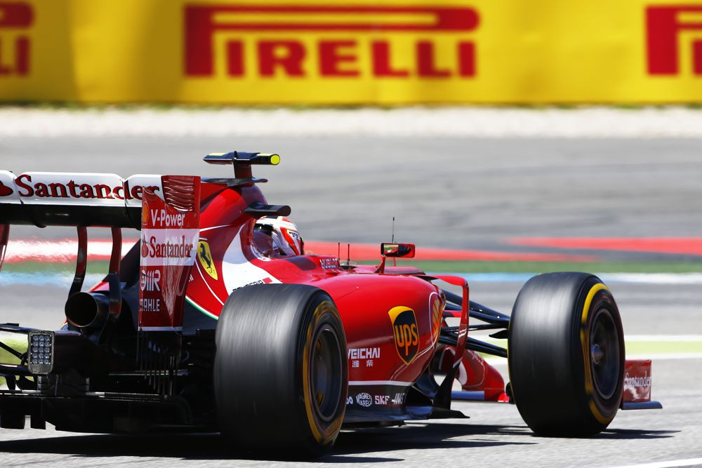 FIA įspėjo F-1 pilotus