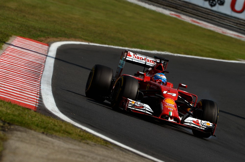 F. Alonso lenktynėse nusiteikęs pakilti į trečią vietą