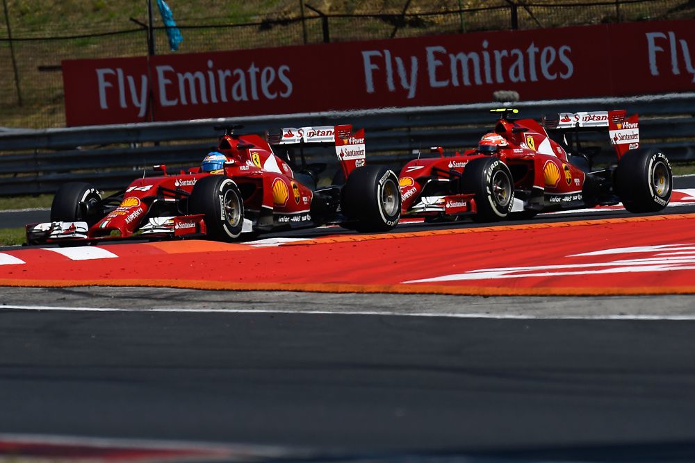 „Ferrari“ įgijo teisę pirkti „Formulės-1“ akcijų