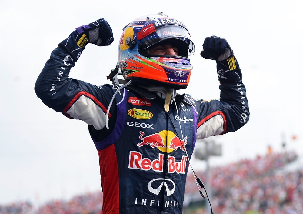 D. Ricciardo debiutuos Čempionų lenktynėse