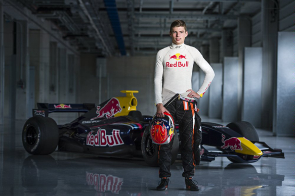 M. Verstappenas prisijungė prie „Red Bull“ šeimos