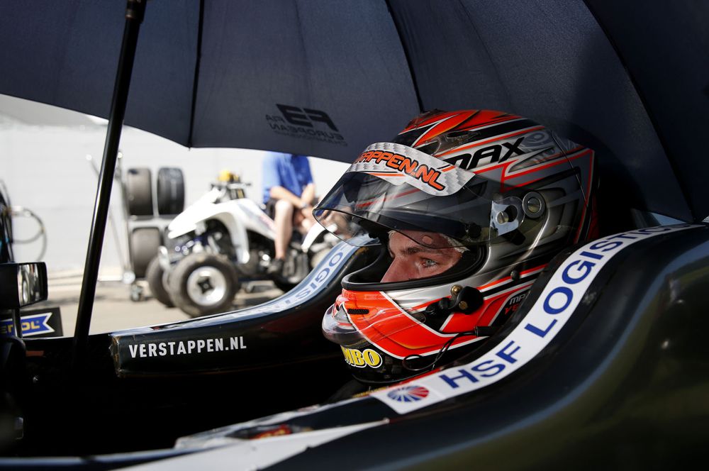 M. Verstappenas už F-1 bolido vairo gali debiutuoti šiemet