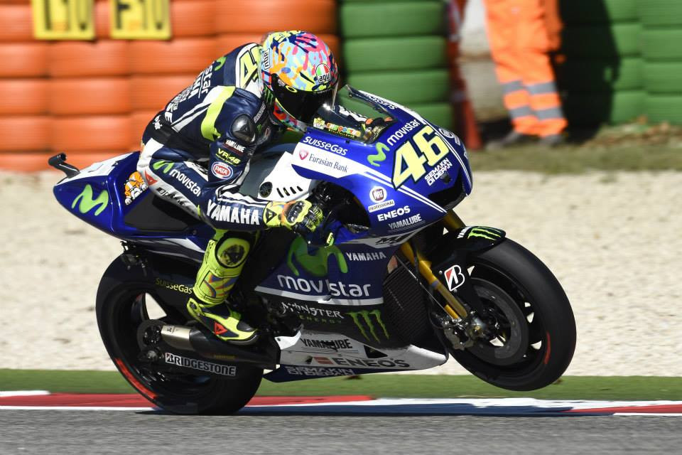 MotoGP. Po ilgos pertraukos Italijoje triumfavo V. Rossi