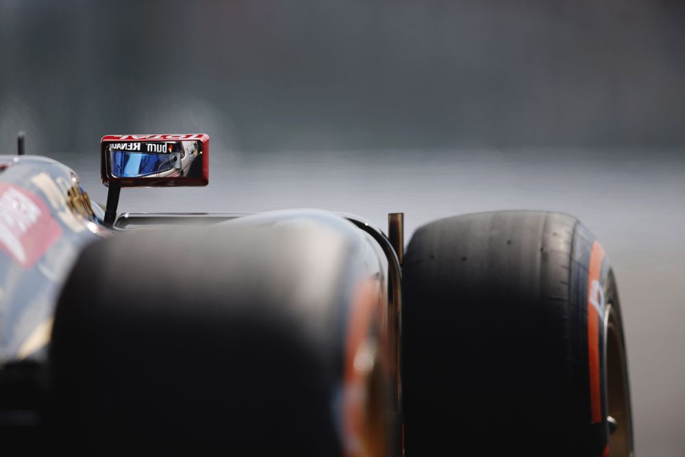 „McLaren“ reikalauja FIA išaiškinimo dėl slėgio padangose