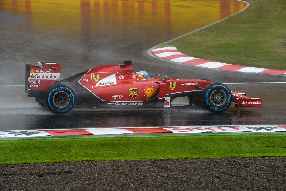 F. Alonso lenktynių nebaigė dėl elektronikos gedimo