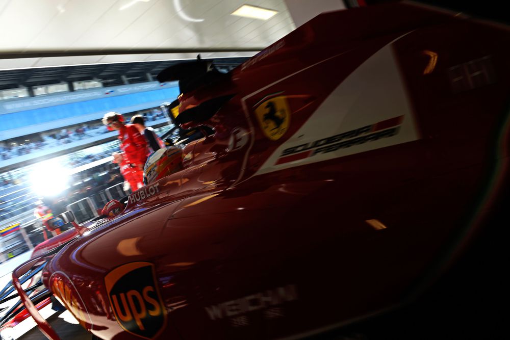 „Mercedes“: „Ferrari“ derėtų išmokti skaičiuoti