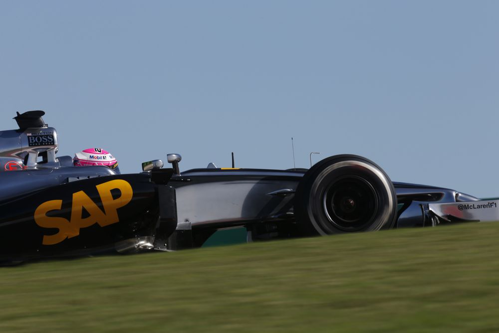 J. Buttonas: „McLaren“ išsigelbėjo iš tragiškos situacijos