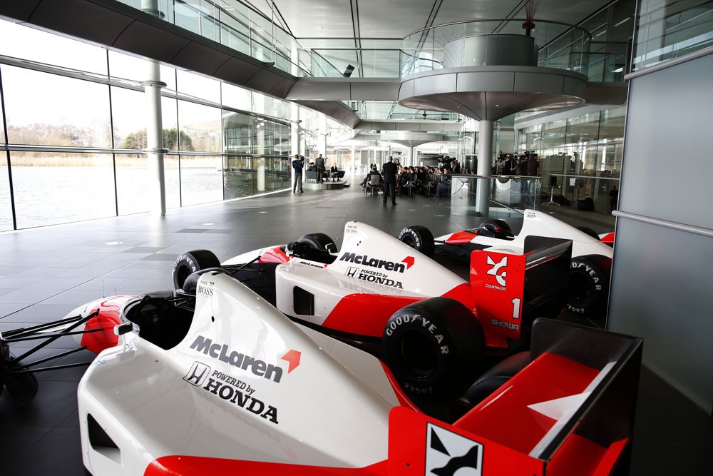 FIA leido tobulinti „Honda“  variklį 2015 metų sezono metu