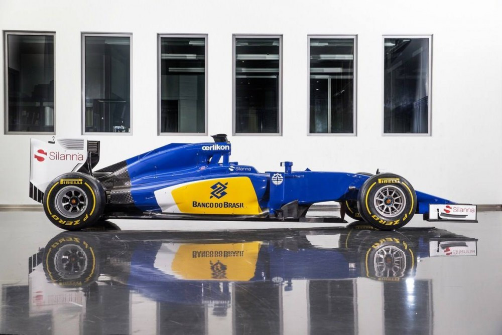 „Sauber“ bolidą vėl puoš mėlyna spalva
