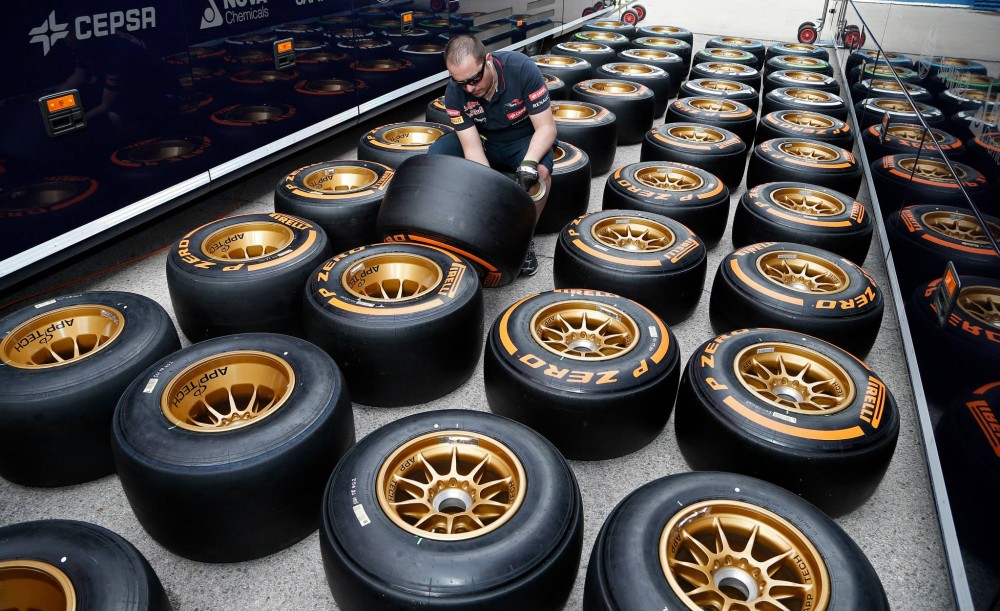 B. Ecclestone: „Pirelli” darys tai, ko mes jų prašysime