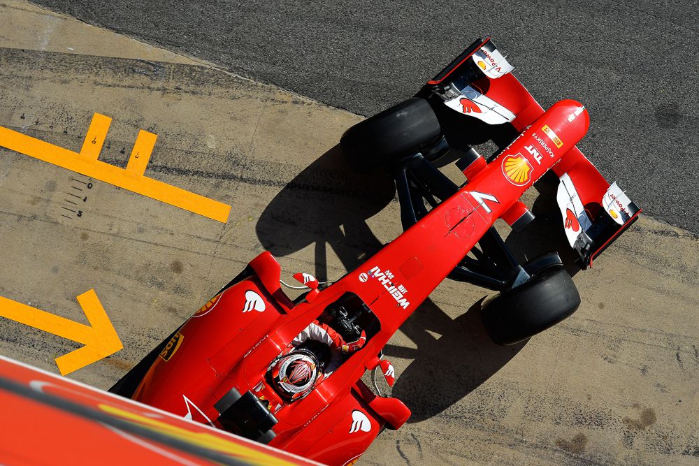 K. Raikkonenas atnaujintą „Ferrari“ bolidą išmėgins šeštadienį