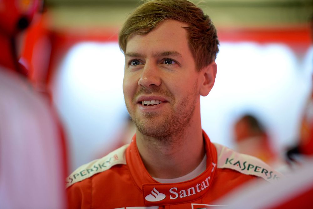 S. Vettelis: „Ferrari“ tobulėja su kiekviena diena
