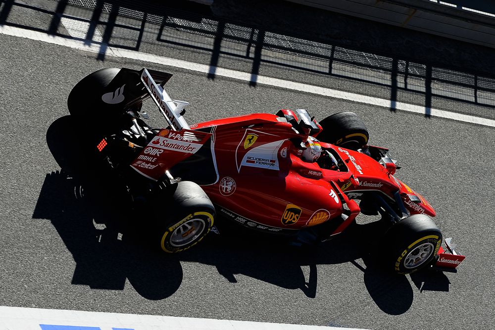 „Ferrari“ ketina keisti variklio architektūrą