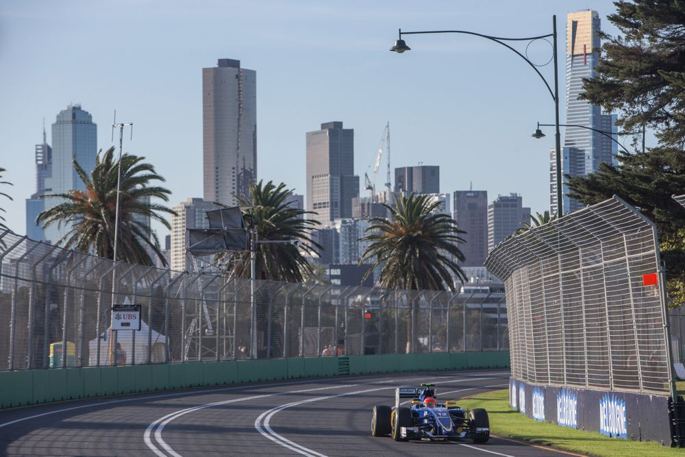Australijos GP: lenktynės (tiesiogiai)