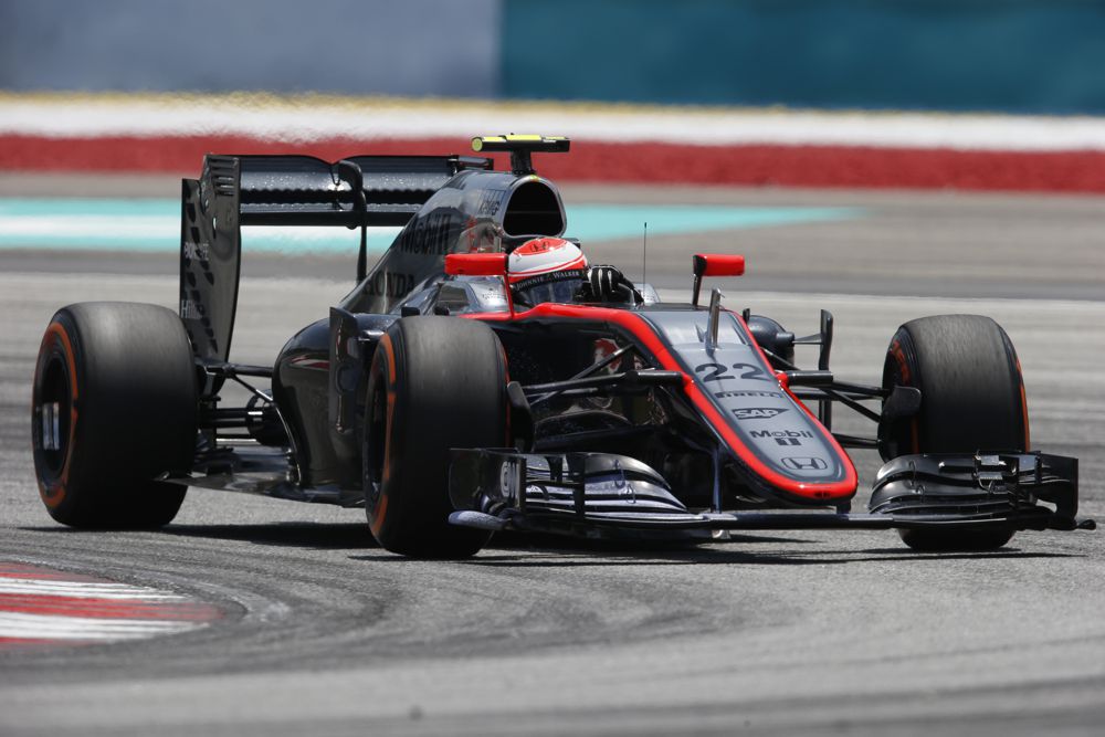 J. Buttonas: „McLaren“ žengė milžinišką žingsnį į priekį