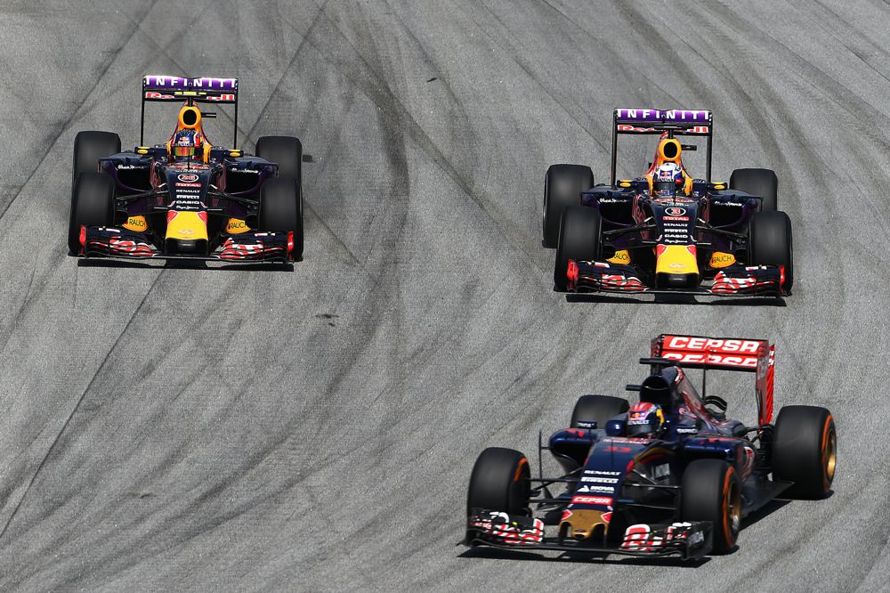 „Toro Rosso“: mums nesvarbu ar įveiksime „Red Bull“