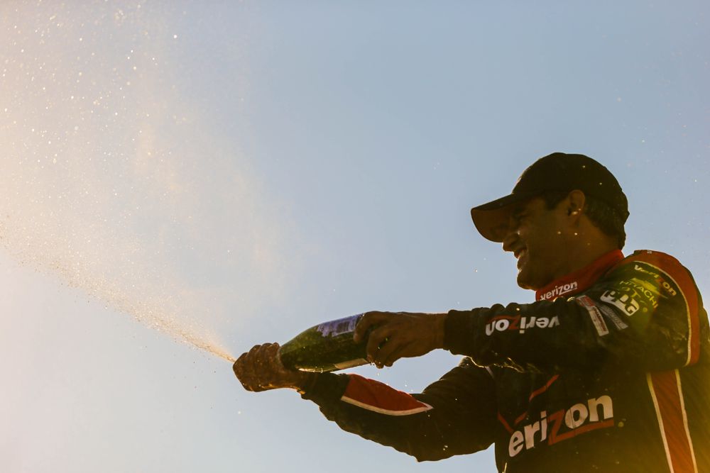J. P. Montoya triumfavo „Čempionų lenktynėse“